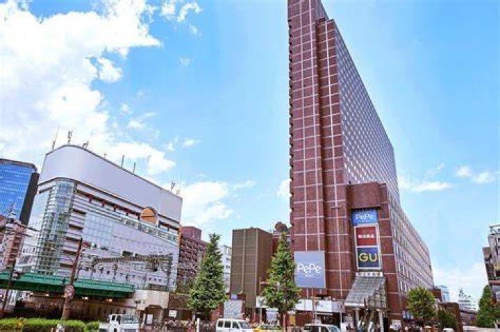 西武新宿で「ペペ＆brick st」を歩く：新しい賑わいと選び方ガイド